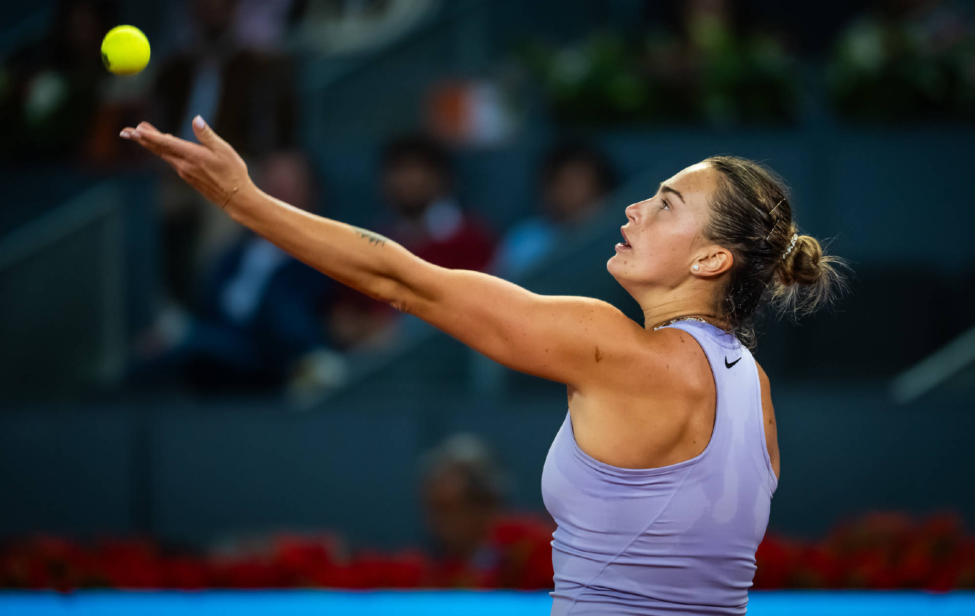 星空体育科维托娃重返赛场，领先优势明显首场状态出色，皇家马德里观众沸腾！赢得满堂喝彩的简单介绍