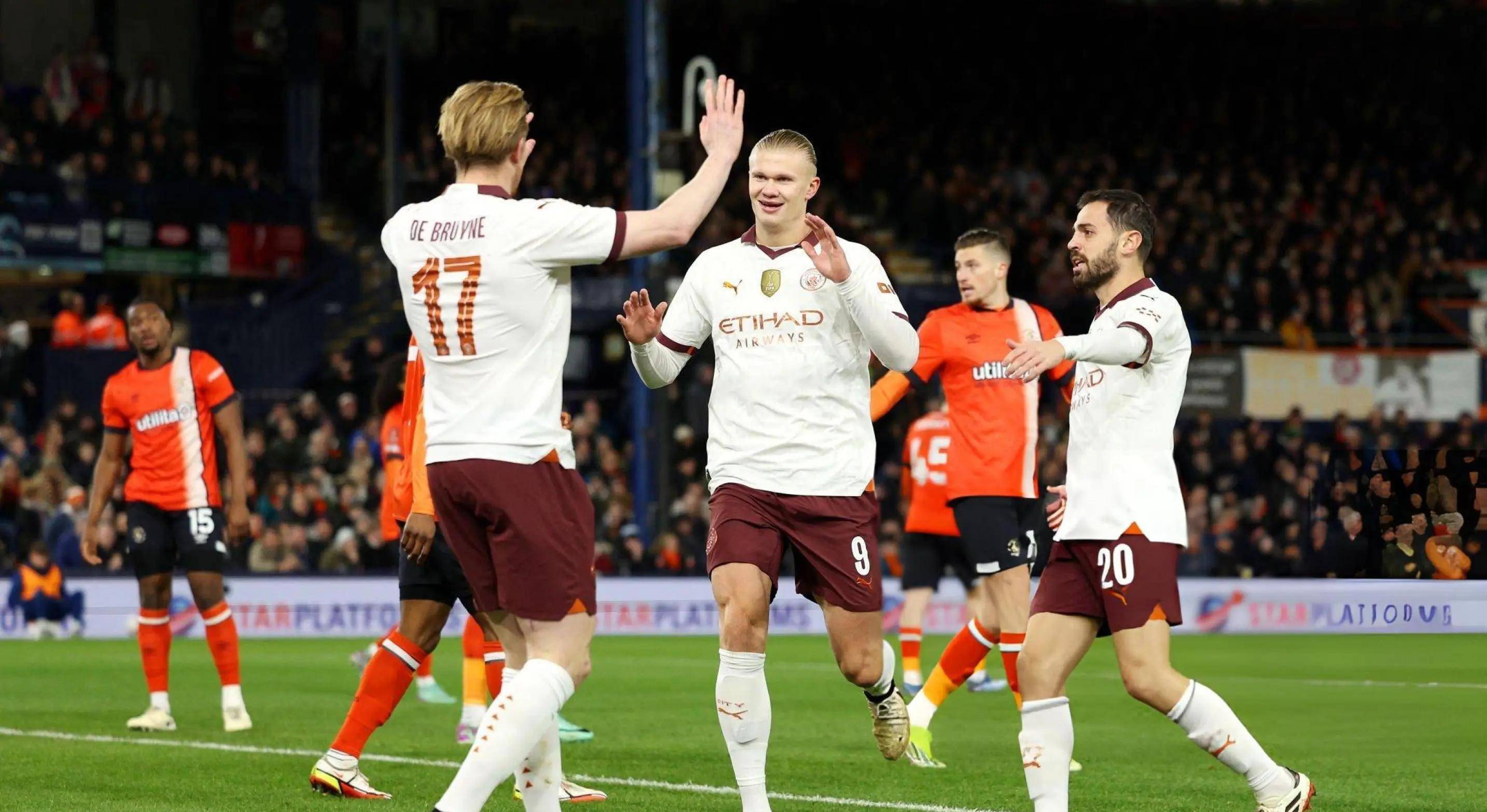 星空体育包含德布劳内巅峰对决，穆雷与40激战G2分钟，惊险取胜胜负难料！的词条