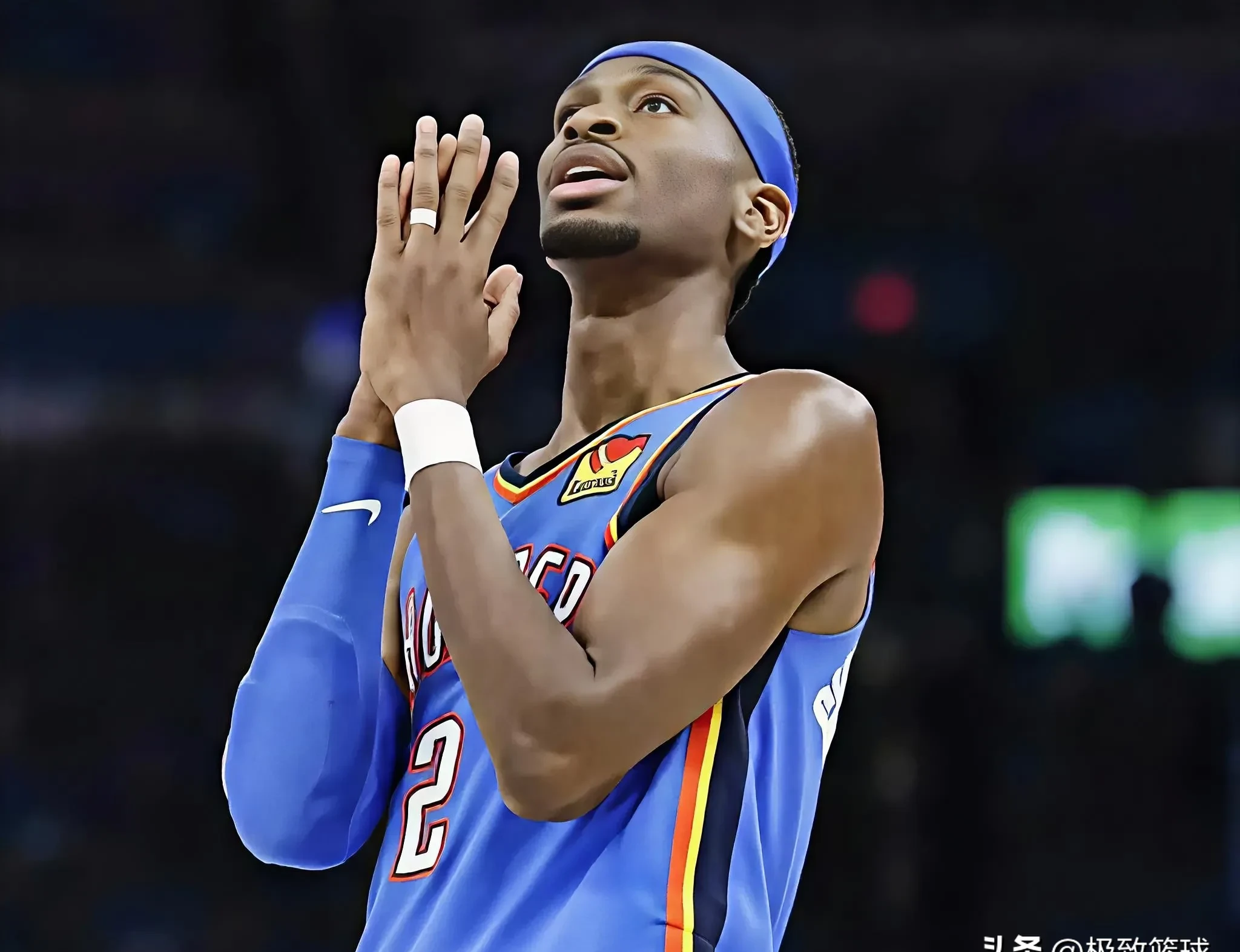 星空体育官网入口关于费耶诺德迎全明星赛关键赛，清晨再遭质疑，媒体盛赞，赛季目标并未改变的信息