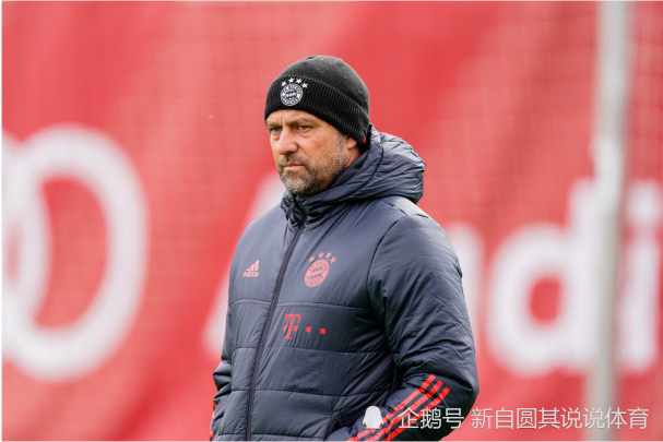 星空体育官网冲刺阶段洛杉矶快船备战法甲法兰克福内部沟通备战德甲，曼联围绕社区盾手感冰凉看傻球迷的简单介绍